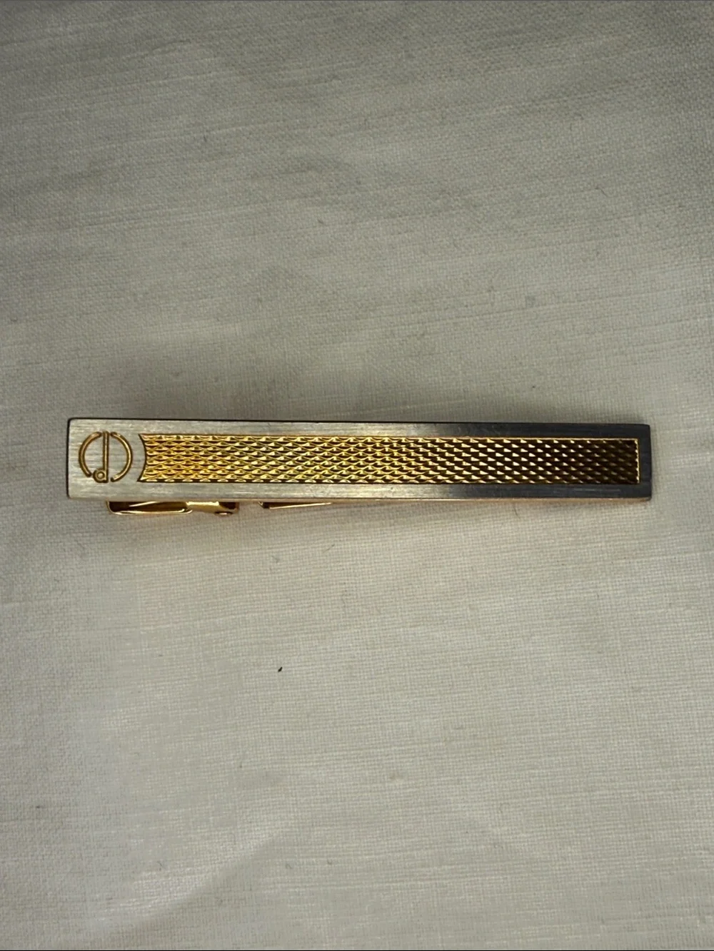 Vintage Dunhill Gold Tone Textured Logo Tie Bar Tie Clip 2